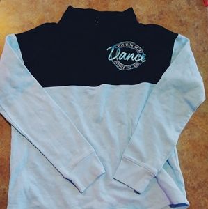 💞3/$10 Tops Sweatshirt